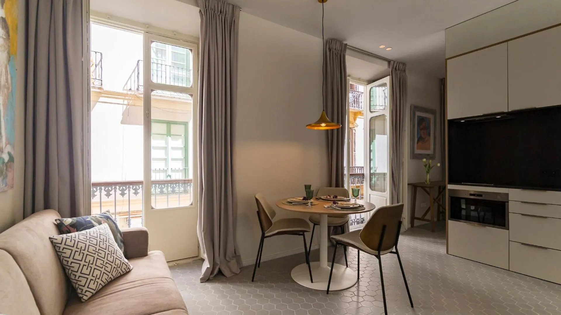 Calderon Suite En El Casco Antiguo Malaga