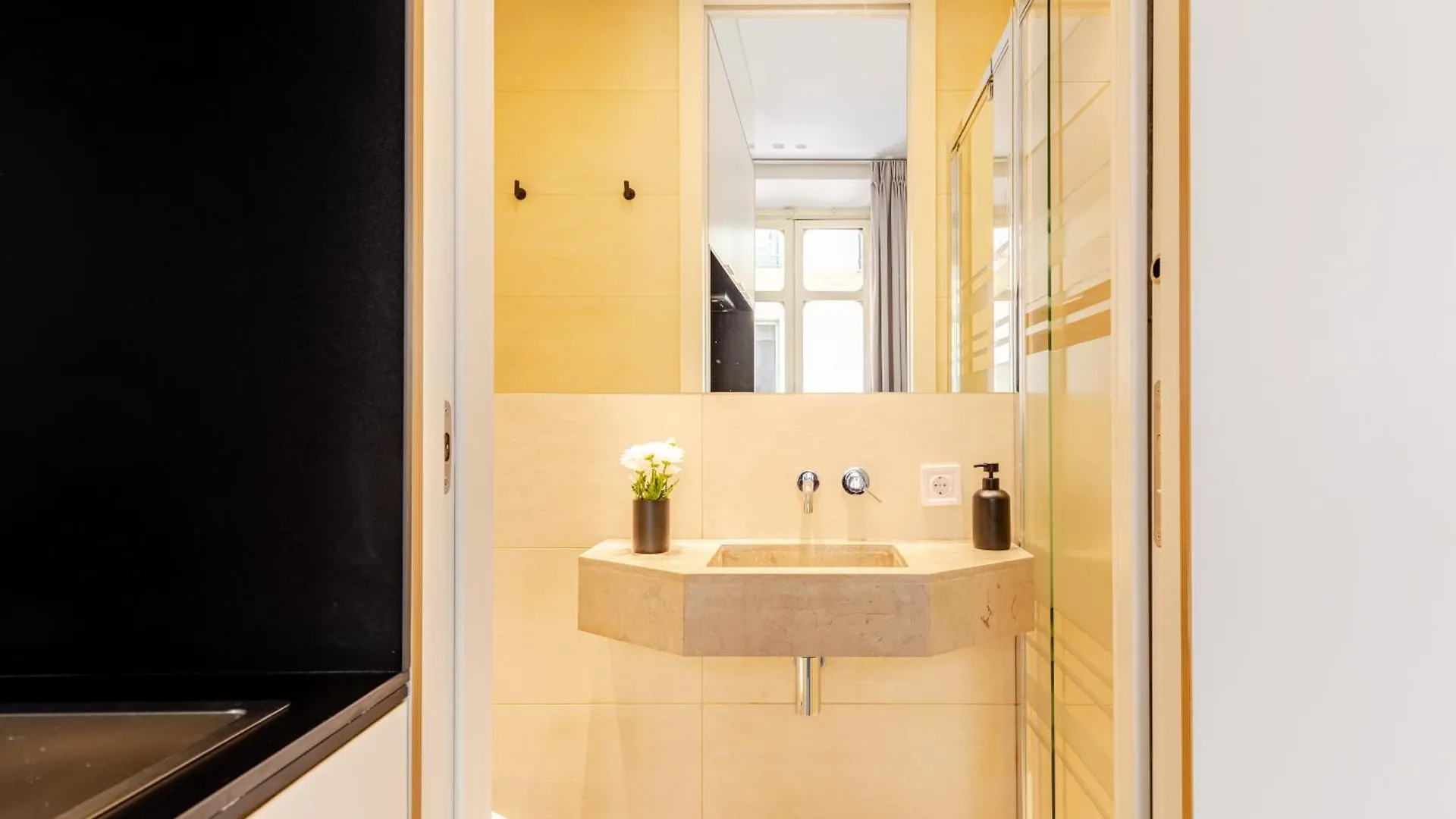 Apartment Calderon Suite En El Casco Antiguo Malaga